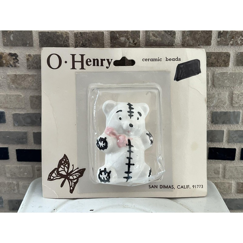 Vintage Macramé Teddy Bear Bead 2.5" Ceramic Pink with Black Accents by O Henry - Picture 2 of 6